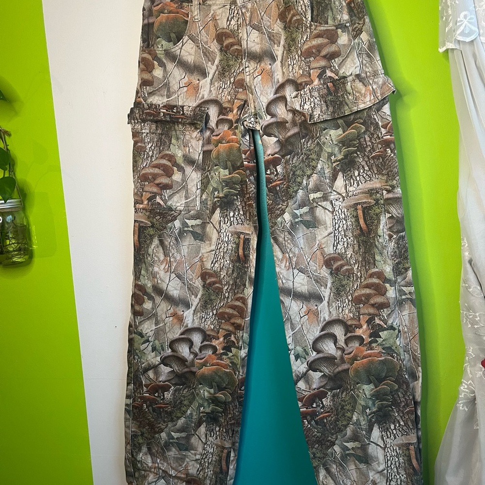 Mushroom Camouflage Cargo Pants - Picture 2 of 5